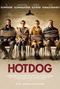 دانلود فیلم Hot Dog 2018102951-239715095