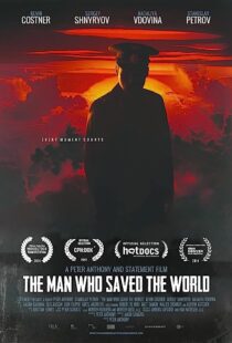 دانلود فیلم The Man Who Saved the World 2014369131-151517183