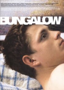 دانلود فیلم Bungalow 2002392404-1809552450