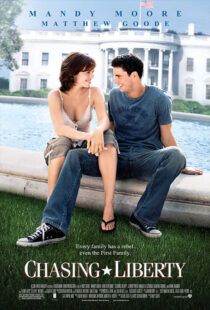 دانلود فیلم Chasing Liberty 2004394442-1478659726