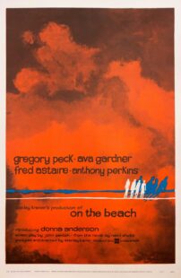 دانلود فیلم On the Beach 1959399529-988508005
