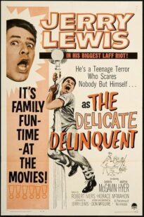 دانلود فیلم The Delicate Delinquent 1957422627-1927932172